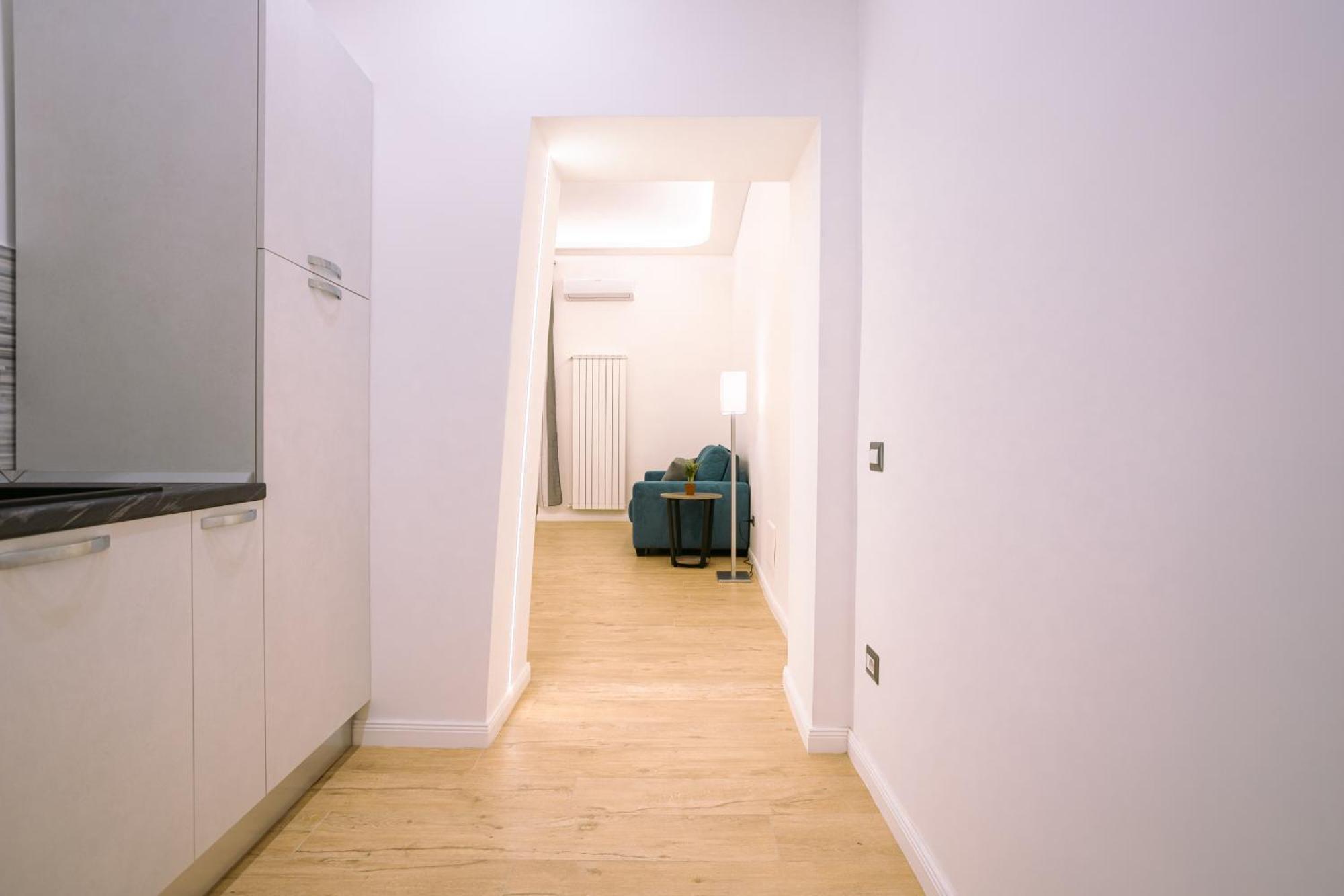 Song House Apartment Centro Storico 7 Pax Napoli Bagian luar foto