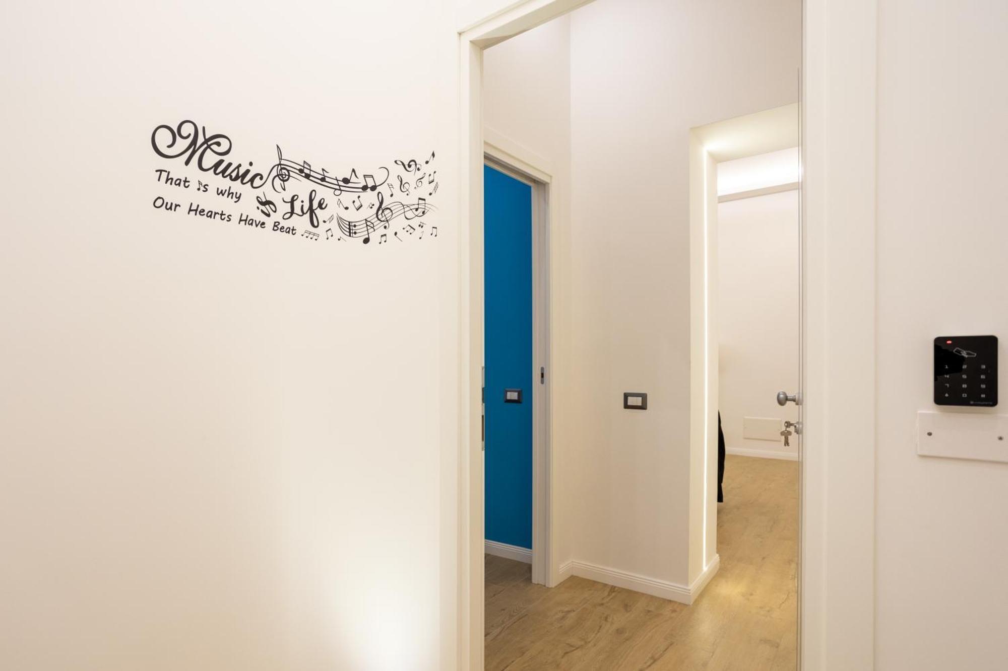 Song House Apartment Centro Storico 7 Pax Napoli Bagian luar foto