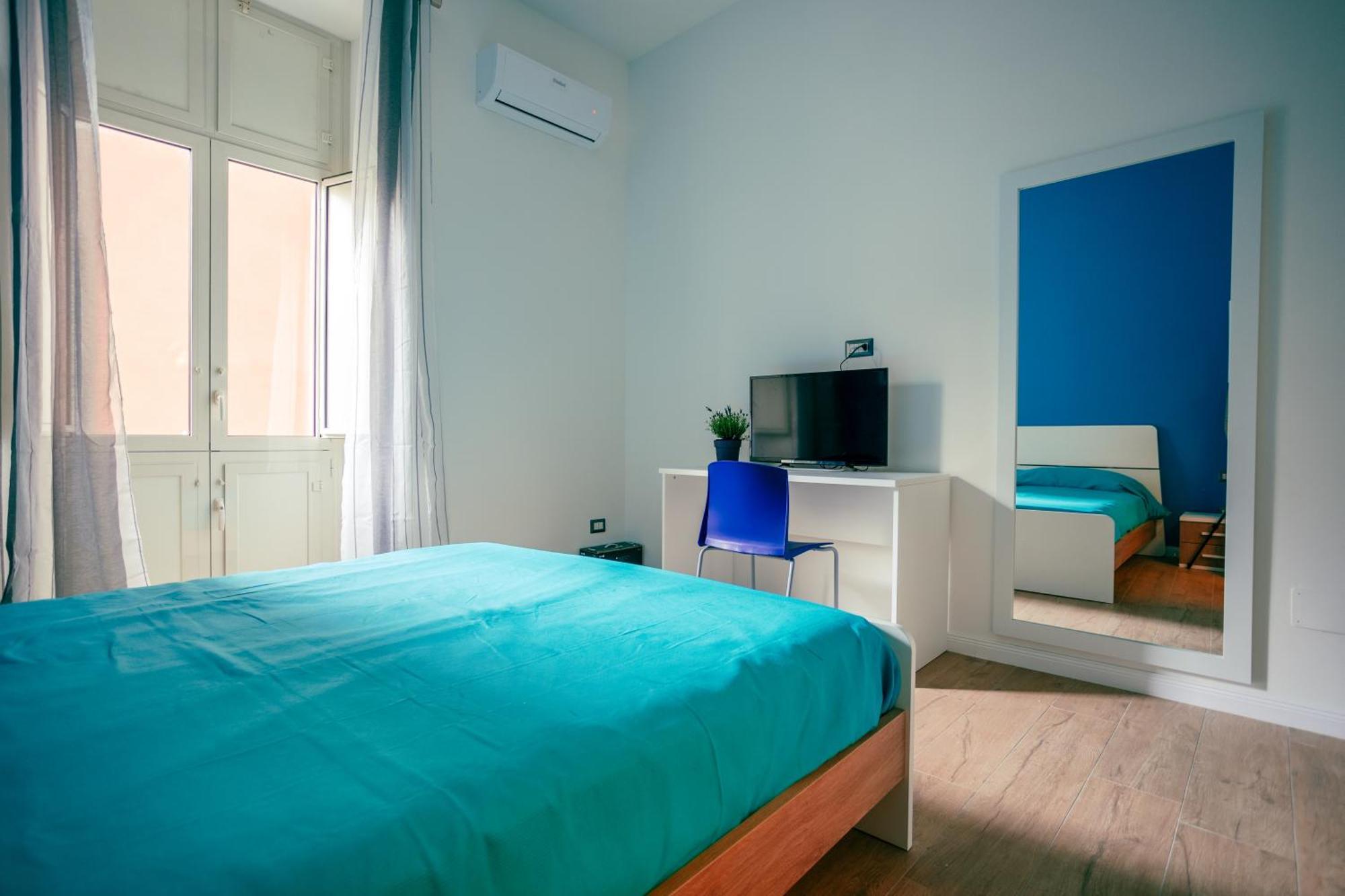 Song House Apartment Centro Storico 7 Pax Napoli Bagian luar foto