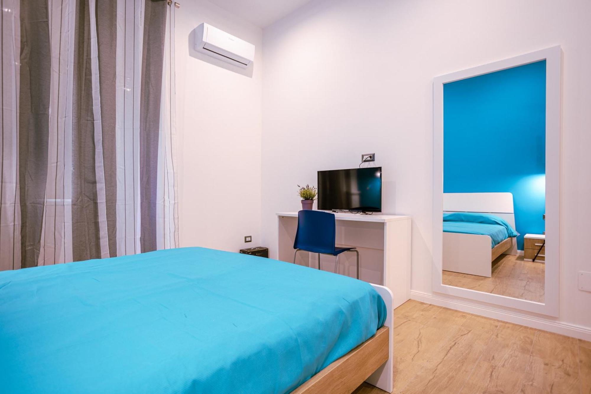Song House Apartment Centro Storico 7 Pax Napoli Bagian luar foto