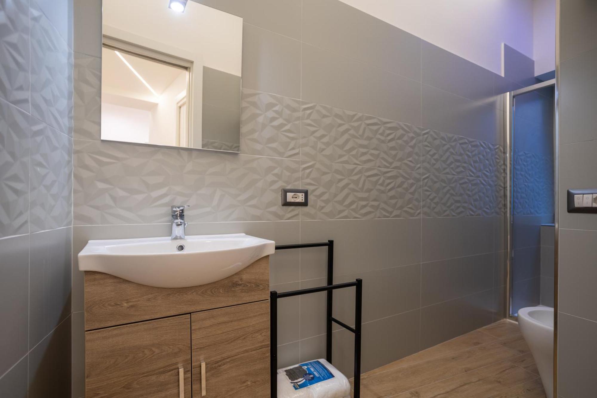 Song House Apartment Centro Storico 7 Pax Napoli Bagian luar foto