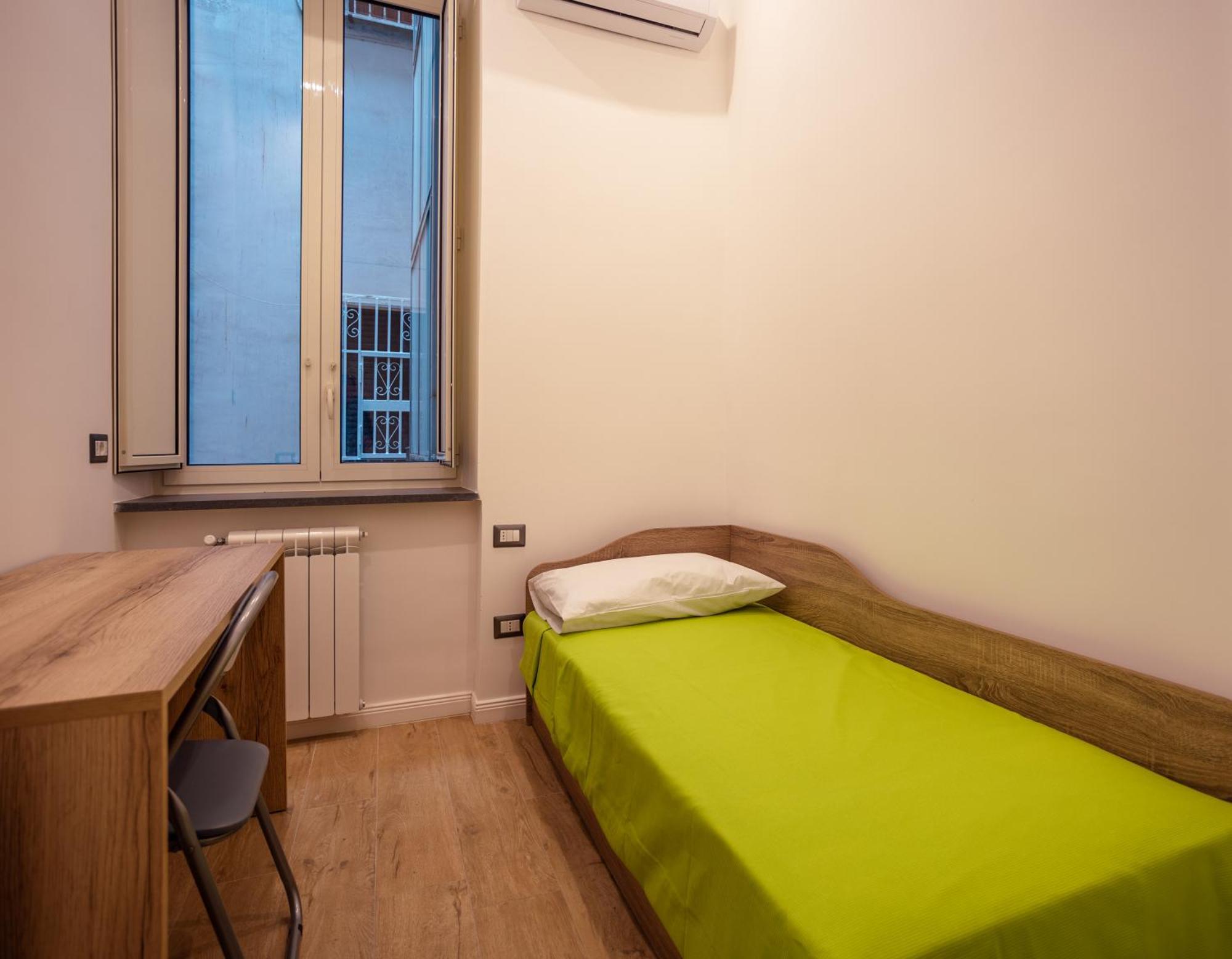 Song House Apartment Centro Storico 7 Pax Napoli Bagian luar foto