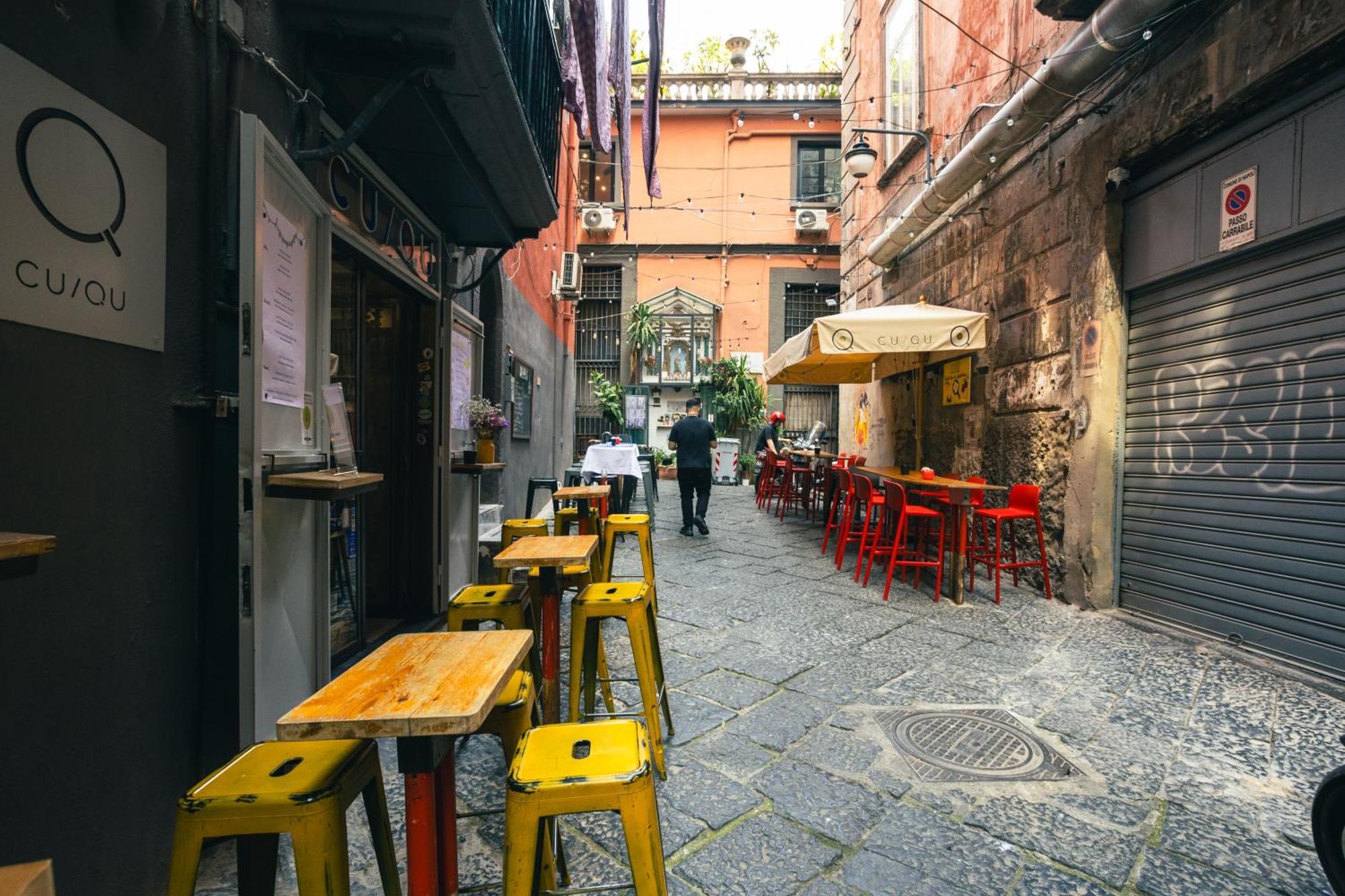 Song House Apartment Centro Storico 7 Pax Napoli Bagian luar foto