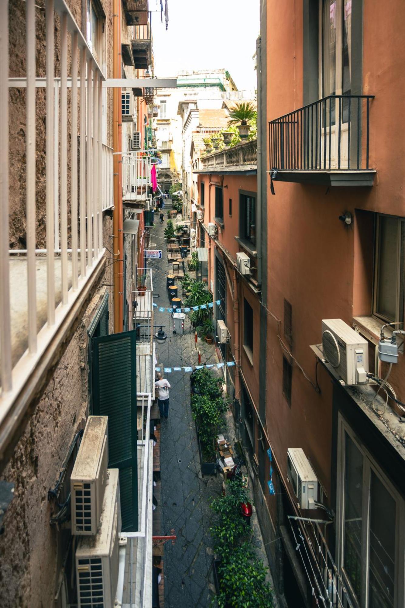 Song House Apartment Centro Storico 7 Pax Napoli Bagian luar foto